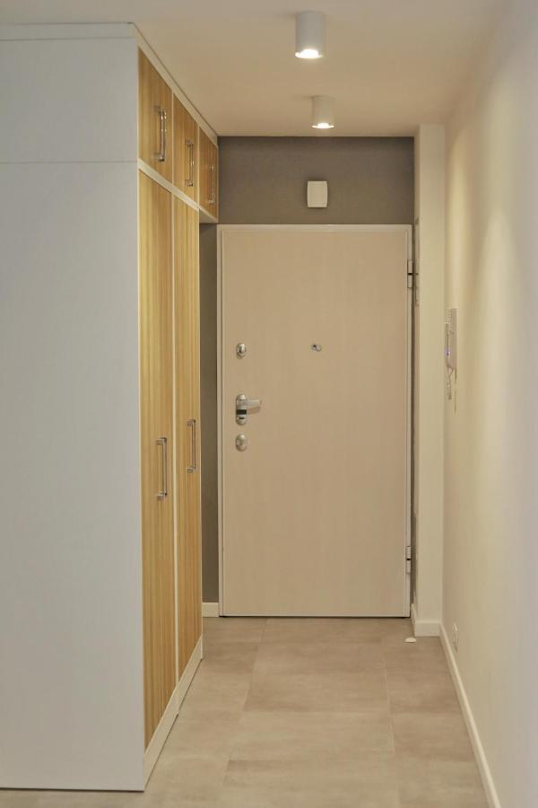Green - apartament w centrum z widokiem na rzekę Rzeszów Buitenkant foto