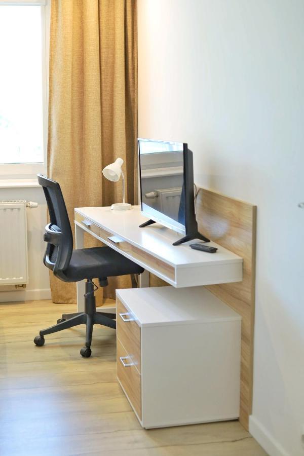 Green - apartament w centrum z widokiem na rzekę Rzeszów Buitenkant foto