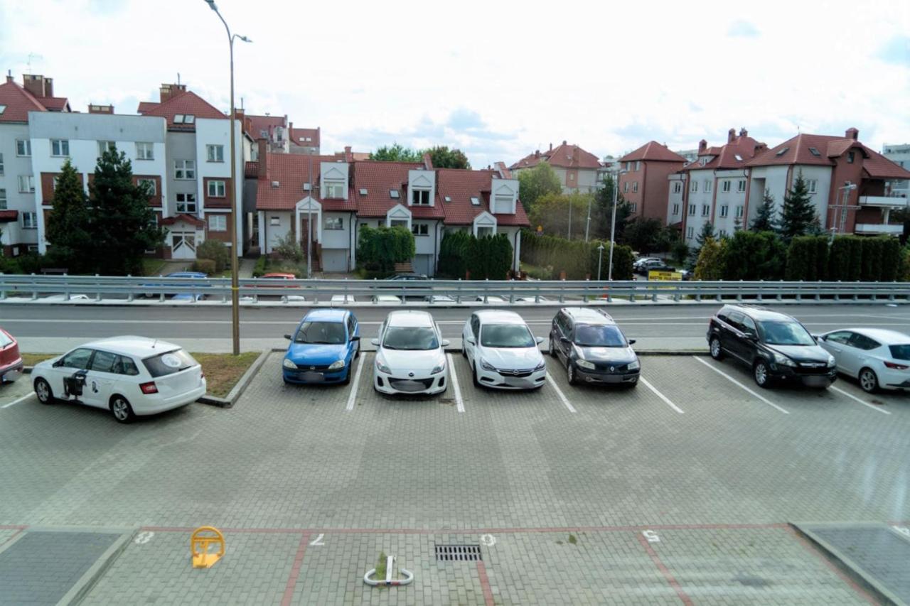 Green - apartament w centrum z widokiem na rzekę Rzeszów Buitenkant foto